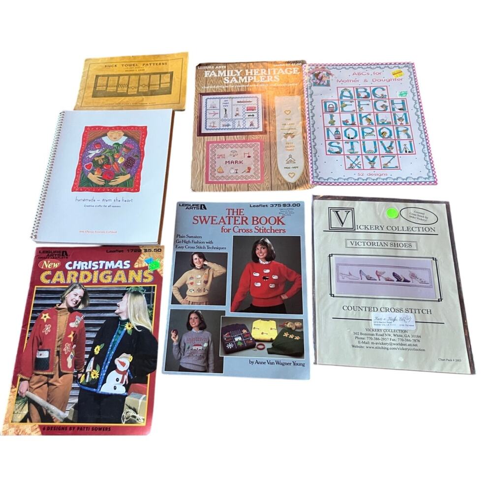 Lot of 8 Cross Stitch & Needlework Pattern‎ Books Christmas Samplers Sweaters